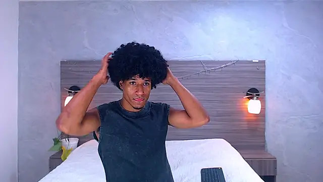 Dilan Hall online show from 06-18-26, 03:50