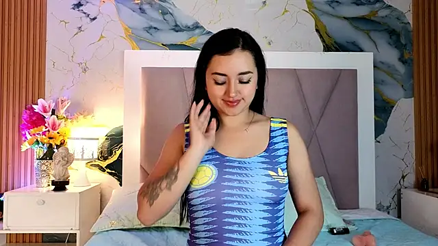MiiaRousse  online show from 06-24-26, 11:02