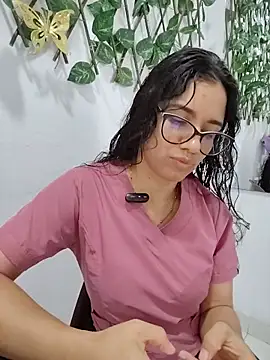 Snapshot of alanahot94 chatting on 06-16-26, 03:45 alanahot94 online show from 06-16-26, 03:45