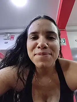Snapshot of alanahot94 chatting on 05-28-26, 03:29 alanahot94 online show from 05-28-26, 03:29