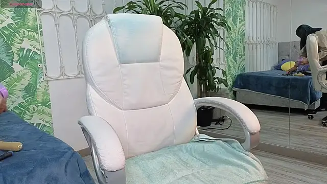 baby julieta00 online show from 06-20-26, 12:32