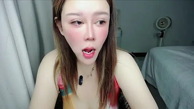 suncute online show from 06-26-26, 04:13