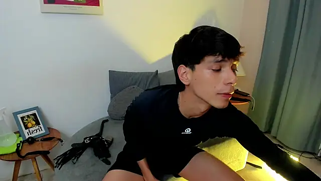 jacob colliins online show from 06-06-26, 03:56