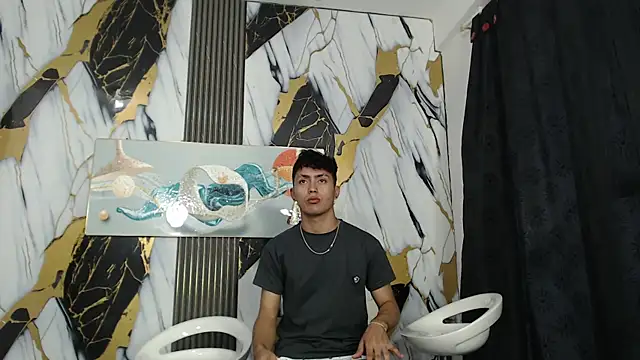 CAT LOVE1 online show from 07-15-26, 04:47
