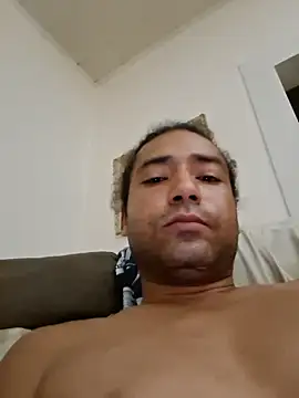 Lildiccbg online show from 05-08-26, 06:06