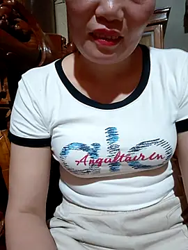 -Trici- online show from 06-15-26, 03:44