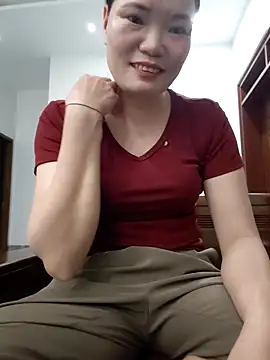 -Trici- online show from 05-10-26, 01:04