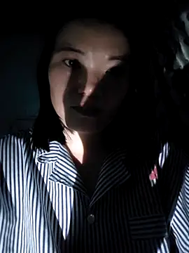 -Trici- online show from 05-22-26, 08:29