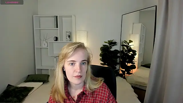 IrmaRonn online show from 05-18-26, 08:30