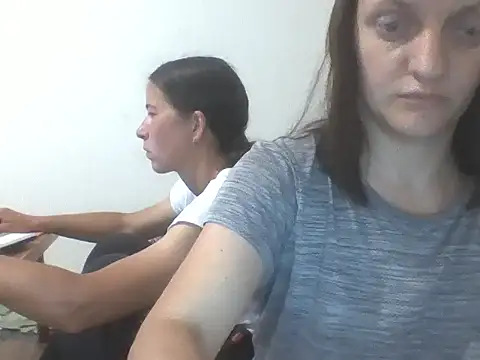 Kimmy Webb online show from 06-19-26, 04:57