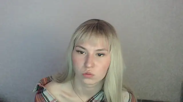 polly holyy online show from 05-14-26, 01:57