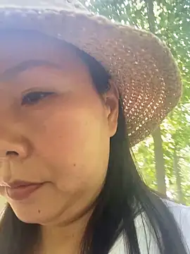 xiaoyun-10 online show from 05-11-26, 06:37