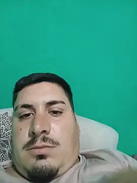 juaniglesias1977 online show from 05-18-26, 06:07