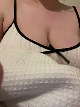 NaughtyMary2507 online show from 05-10-26, 08:54