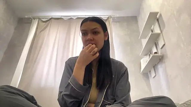 Snapshot of AiEsquer chatting on 06-08-26, 05:19 AiEsquer online show from 06-08-26, 05:19