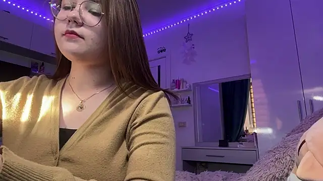 Janice Vasquez online show from 05-13-26, 02:57