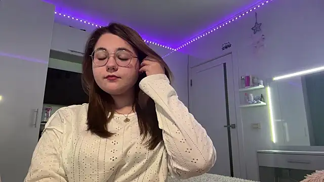 Janice Vasquez online show from 05-15-26, 04:05