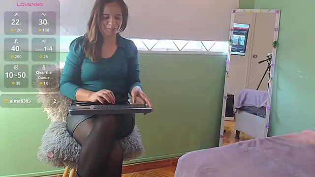 DolceMartini online show from 06-16-26, 07:36