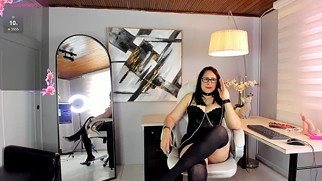 Bella milff  online show from 05-22-26, 07:45