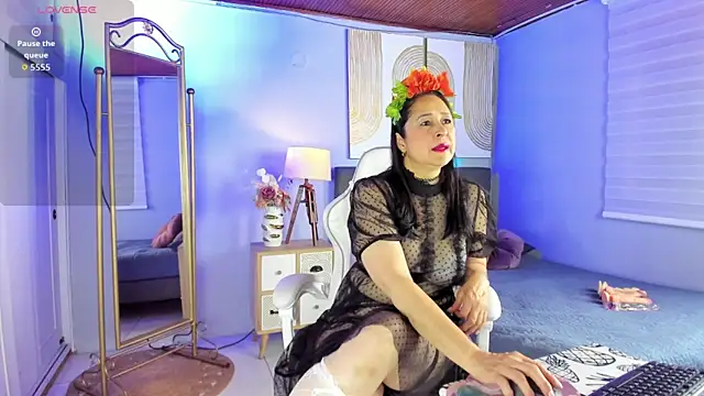 Bella milff  online show from 05-30-26, 07:19