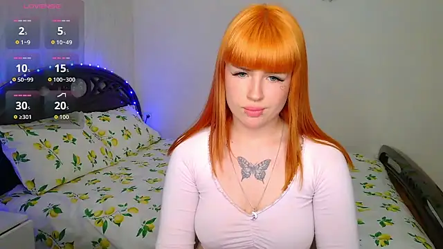 Snapshot of VelvetEmber chatting on 06-02-26, 02:39 VelvetEmber online show from 06-02-26, 02:39