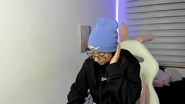 Brith ness online show from 06-12-26, 03:26