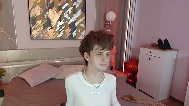 Bimbo boy  online show from 05-29-26, 01:50
