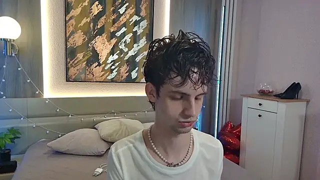 Bimbo boy  online show from 06-07-26, 01:16