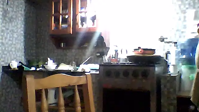 Snapshot of AllisonLove2 chatting on 07-12-26, 03:46 AllisonLove2 online show from 07-12-26, 03:46