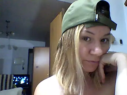 AllisonLove2 online show from 06-01-26, 01:39
