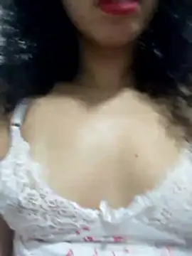venuseyes25 online show from 06-12-26, 10:51