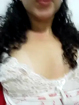 venuseyes25 online show from 06-26-26, 04:51