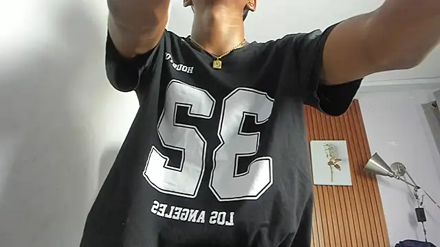 Afrowayuu online show from 06-12-26, 05:54