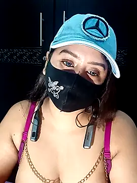Choco-230 online show from 07-15-26, 07:54