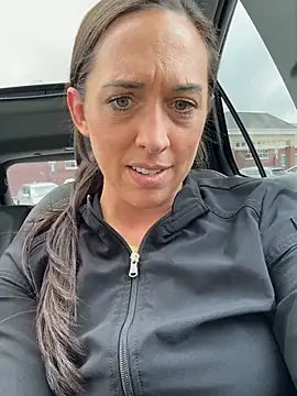 JosieX14 online show from 06-08-26, 05:35