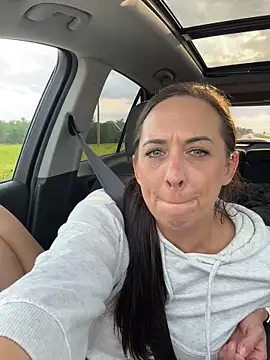 JosieX14 online show from 05-17-26, 11:16