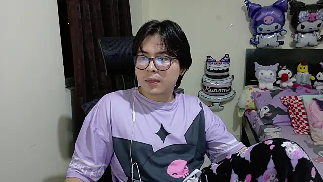 kuromi boy online show from 06-07-26, 04:39