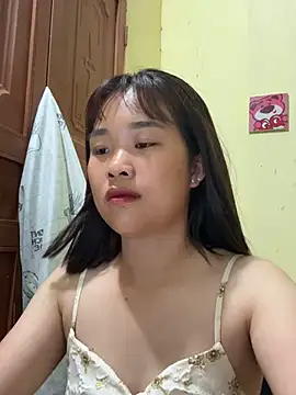 Snapshot of Lili_019 chatting on 05-11-26, 02:56 Lili 019 online show from 05-11-26, 02:56