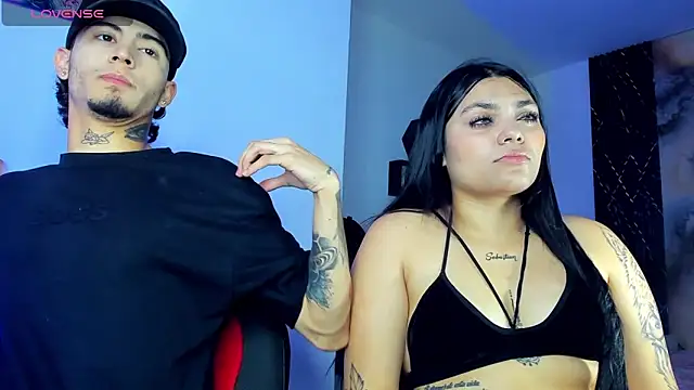 Noah and Chloe online show from 05-13-26, 03:57