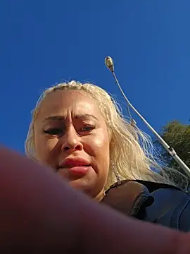 MILFBARBY online show from 10-18-25, 07:32