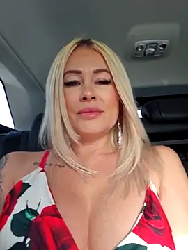 Snapshot of MILFBARBY chatting on 06-20-26, 07:02 MILFBARBY online show from 06-20-26, 07:02