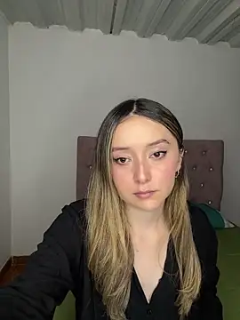 Sarisloves online show from 05-24-26, 08:53