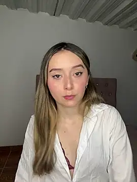 Sarisloves online show from 05-22-26, 03:48
