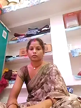 Snapshot of CHANDNi_700 chatting on 06-01-26, 11:32 CHANDNi 700 online show from 06-01-26, 11:32