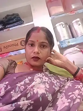 Snapshot of CHANDNi_700 chatting on 07-30-26, 09:52 CHANDNi 700 online show from 07-30-26, 09:52