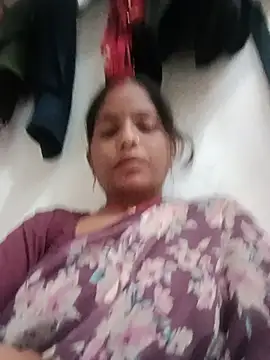 Snapshot of CHANDNi_700 chatting on 08-01-26, 09:18 CHANDNi 700 online show from 08-01-26, 09:18