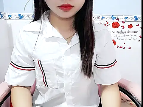 Emilysexy cut online show from 06-19-26, 04:51