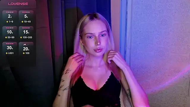 MichelleVelour online show from 05-13-26, 04:03