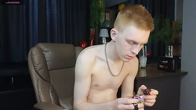 Tommy CrashXXX online show from 05-22-26, 02:09