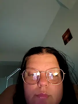 BadMommyyyyy online show from 05-10-26, 01:36